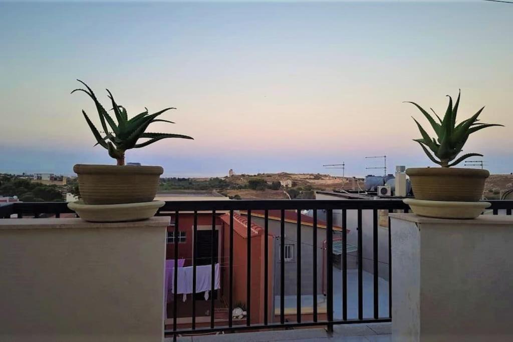 Appartement La Terrazza di Màriel à Pachino Extérieur photo
